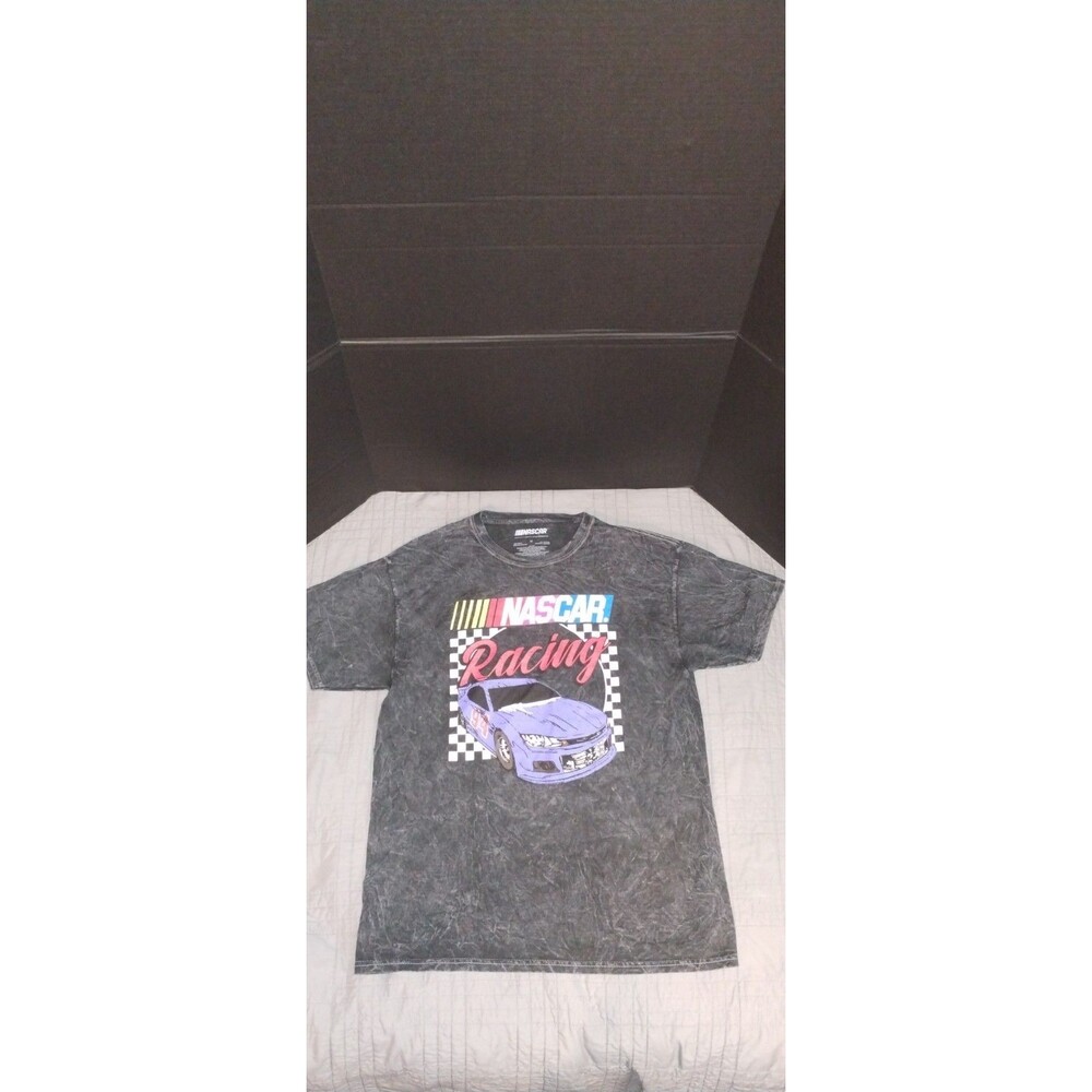 NASCAR Racing Gray Acid Wash Graphic T-Shirt Mens Size M Auto Racing